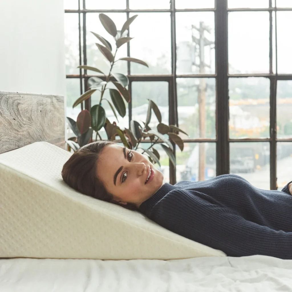 Incline options: 7", 10", and 12"

Material: Supportive foam with a soft, removable bamboo cover

Why it’s great: It gives steady back support without sinking, and the higher incline is ideal for acid reflux and snoring.

Bonus: Three size options, so you can pick based on your height and sleep habits.